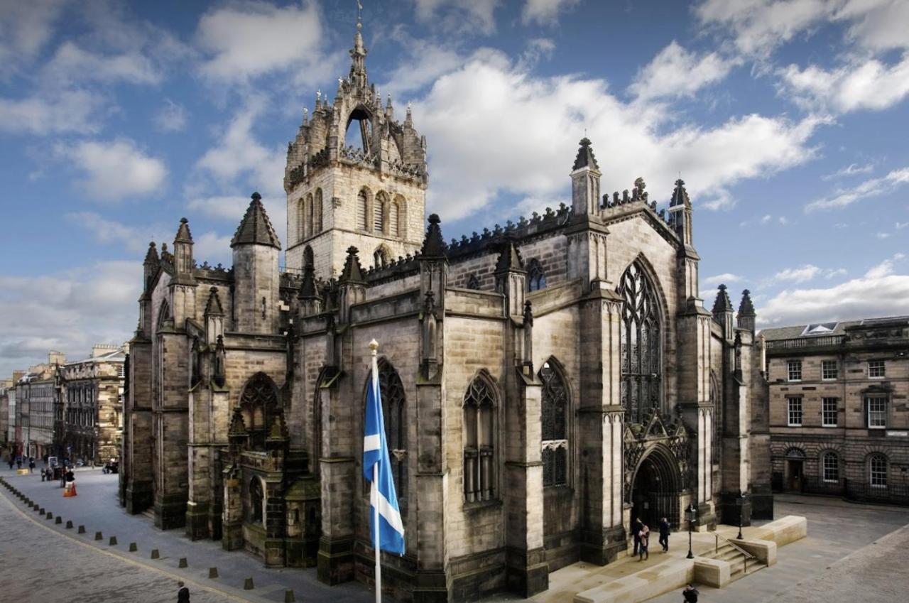 Joivy Affordable 3,4,5 And 12 Bed Private Flats Next To Royal Mile (Adults Only) Apartamento Edimburgo Exterior foto