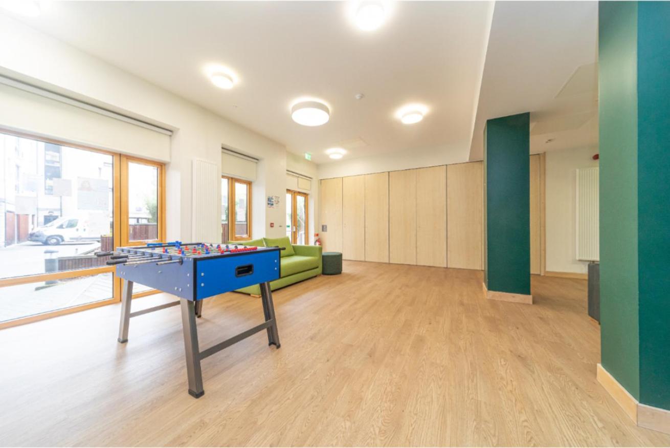 Joivy Affordable 3,4,5 And 12 Bed Private Flats Next To Royal Mile (Adults Only) Apartamento Edimburgo Exterior foto