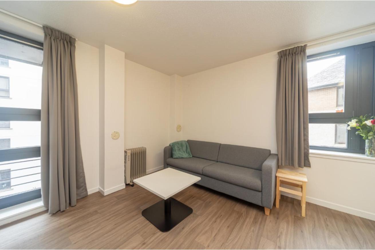 Joivy Affordable 3,4,5 And 12 Bed Private Flats Next To Royal Mile (Adults Only) Apartamento Edimburgo Exterior foto