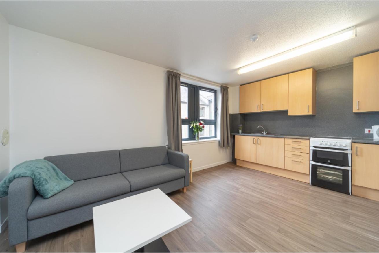 Joivy Affordable 3,4,5 And 12 Bed Private Flats Next To Royal Mile (Adults Only) Apartamento Edimburgo Exterior foto