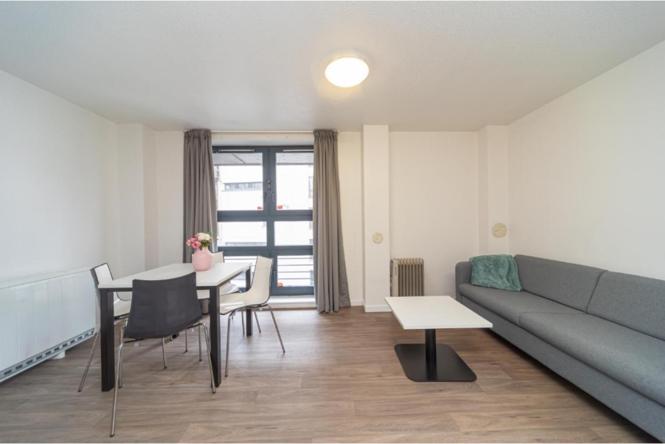 Joivy Affordable 3,4,5 And 12 Bed Private Flats Next To Royal Mile (Adults Only) Apartamento Edimburgo Exterior foto