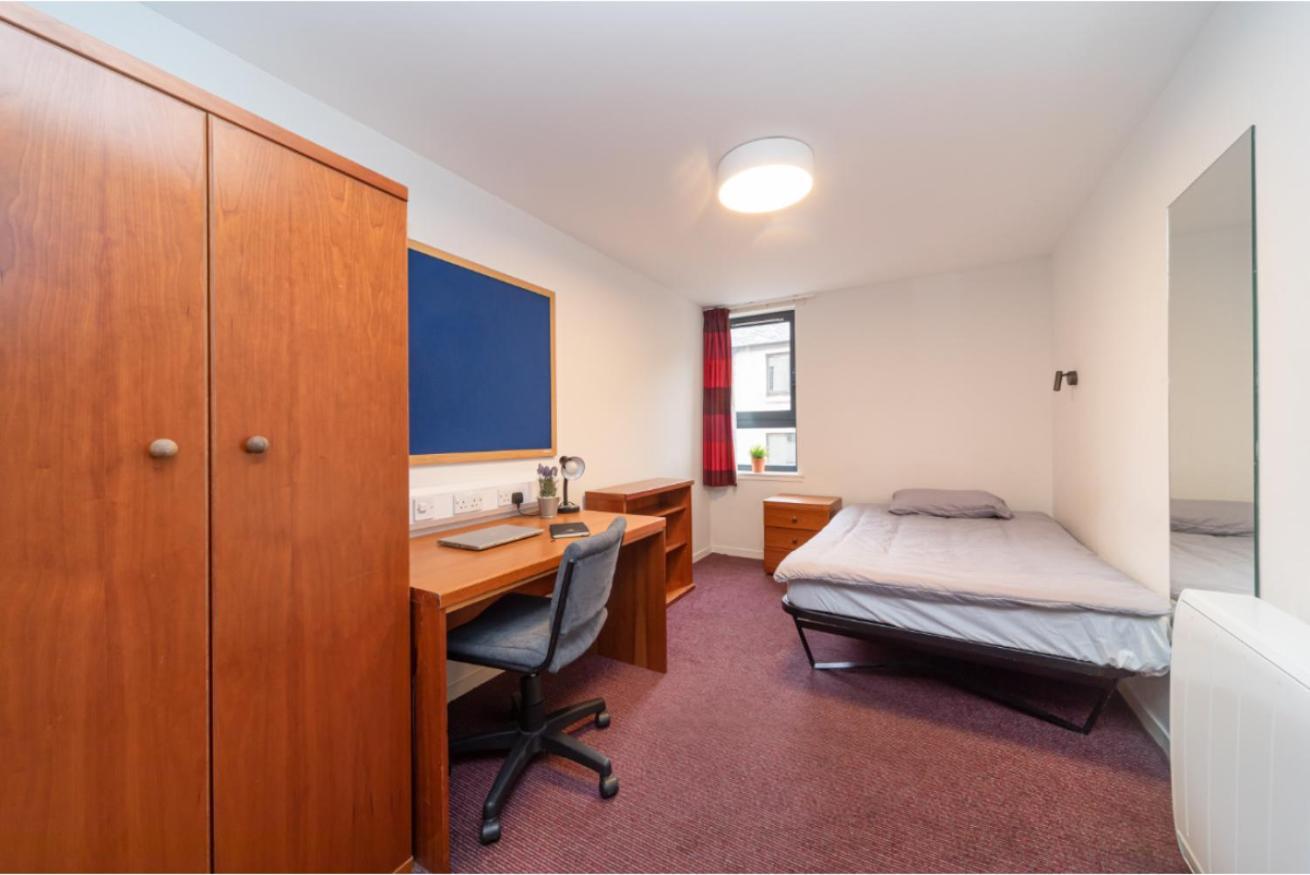 Joivy Affordable 3,4,5 And 12 Bed Private Flats Next To Royal Mile (Adults Only) Apartamento Edimburgo Exterior foto