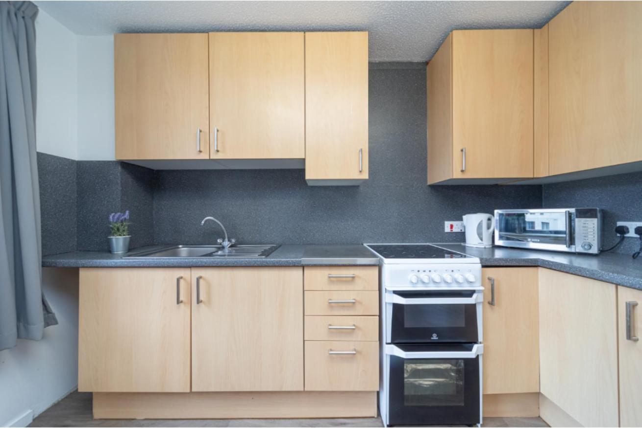 Joivy Affordable 3,4,5 And 12 Bed Private Flats Next To Royal Mile (Adults Only) Apartamento Edimburgo Exterior foto